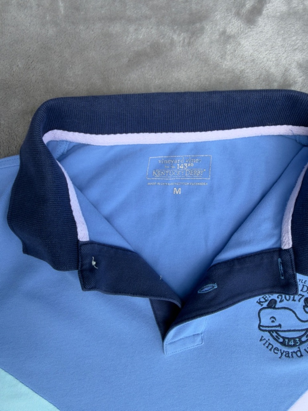 Vineyard Vines Polo Shirt Mens Medium Pink Blue Green 2017 Kentucky Derby Logo - Picture 7 of 8